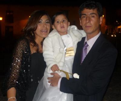 SALIENDO DE LA IGLESIA